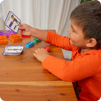 Watch out for sneaky elves—they'll make you pass a fidget to a neighbor!